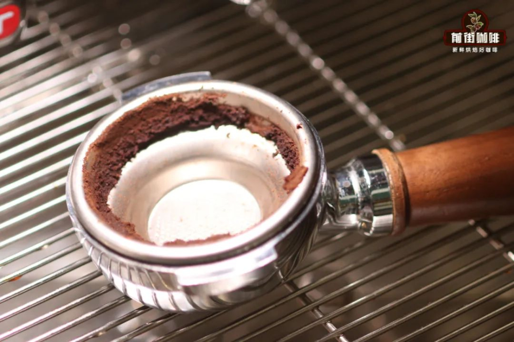 意式浓缩咖啡萃取教程：粉量比例、时间参数与品饮方式全解析