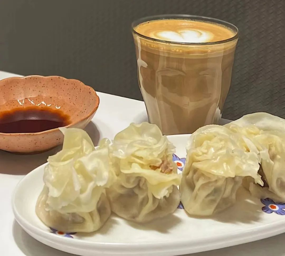 中式早餐与咖啡混搭兴起:煎饼果子配手冲能否成为咖啡馆新潮流? 中式早餐与咖啡混搭兴起:煎饼果子配手冲能否成为咖啡馆新潮流?