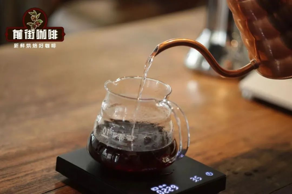 手冲咖啡浓淡失衡的原因与调整技巧:旁路法稀释与杯色影响风味感知 手冲咖啡浓淡失衡的原因与调整技巧:旁路法稀释与杯色影响风味感知