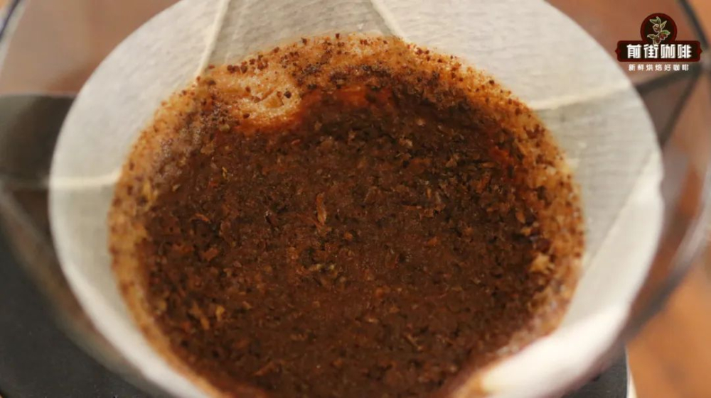 手冲咖啡水温如何选择?温度对风味与萃取效果的深层关系解析 手冲咖啡水温如何选择?温度对风味与萃取效果的深层关系解析