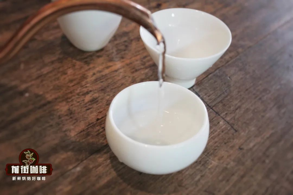 杯口造型如何改变手冲咖啡风味表现与品饮差异解析 杯口造型如何改变手冲咖啡风味表现与品饮差异解析