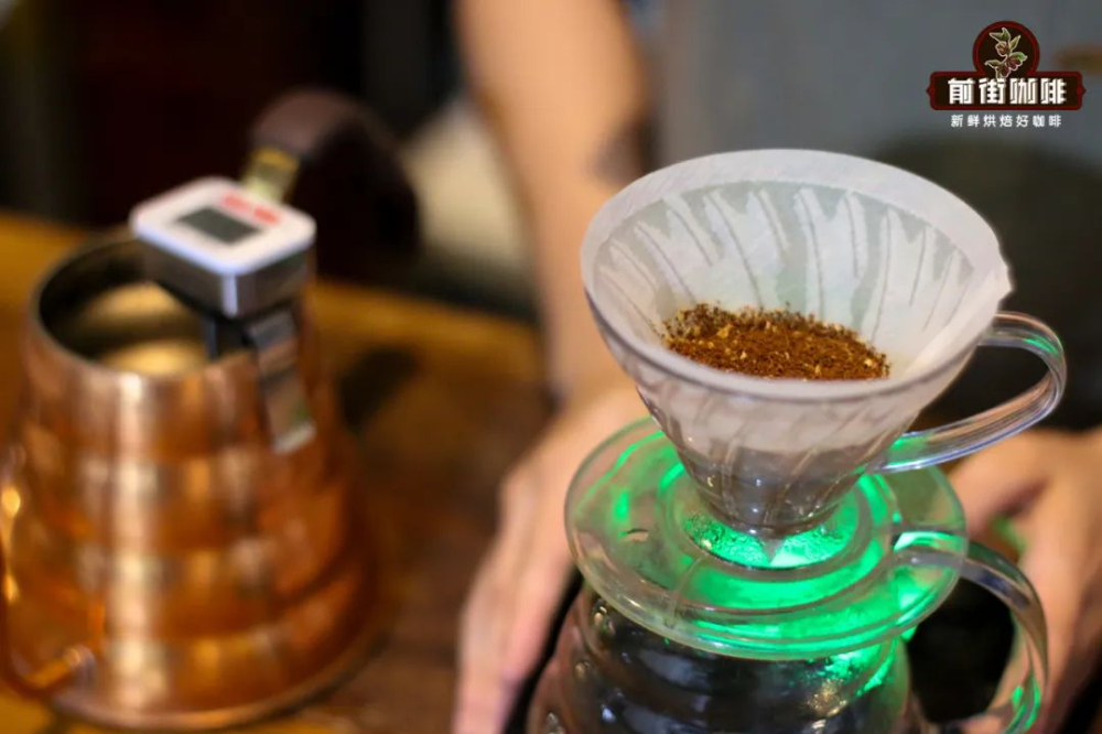 冬季手冲咖啡水温该调到几度?粉层温度变化与实用保温技巧 冬季手冲咖啡水温该调到几度?粉层温度变化与实用保温技巧