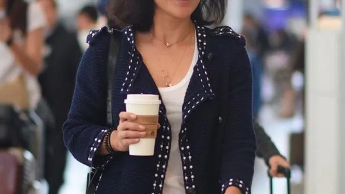 咖啡杯量缩减背后:从大杯到小杯,价格为何不降反升的品质逻辑 咖啡杯量缩减背后:从大杯到小杯,价格为何不降反升的品质逻辑