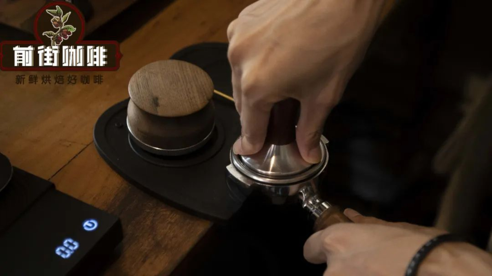 手把手教你做冰美式:从称粉到萃取的完整流程与参数详解 手把手教你做冰美式:从称粉到萃取的完整流程与参数详解