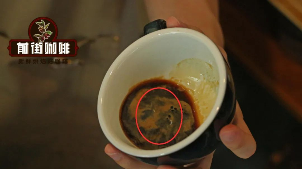 咖啡拉花液面不干净怎么办?详解融合手法与拉花成型全流程 咖啡拉花液面不干净怎么办?详解融合手法与拉花成型全流程