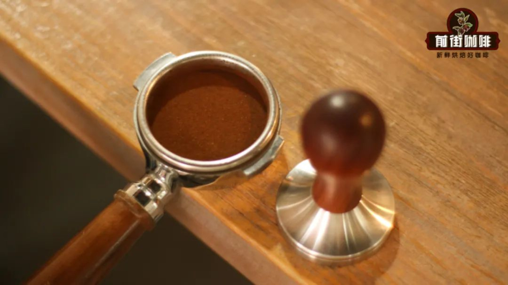 Espresso压粉力度多少才合适?研磨粗细对填压影响的实测解析 Espresso压粉力度多少才合适?研磨粗细对填压影响的实测解析