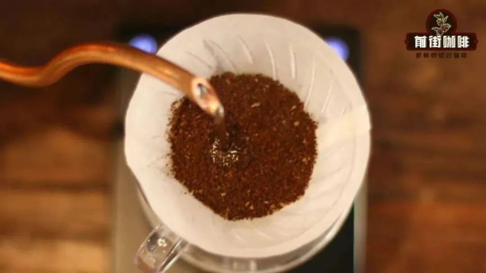 手冲咖啡闷蒸操作指南:注水量、时间控制与完整萃取流程详解 手冲咖啡闷蒸操作指南:注水量、时间控制与完整萃取流程详解