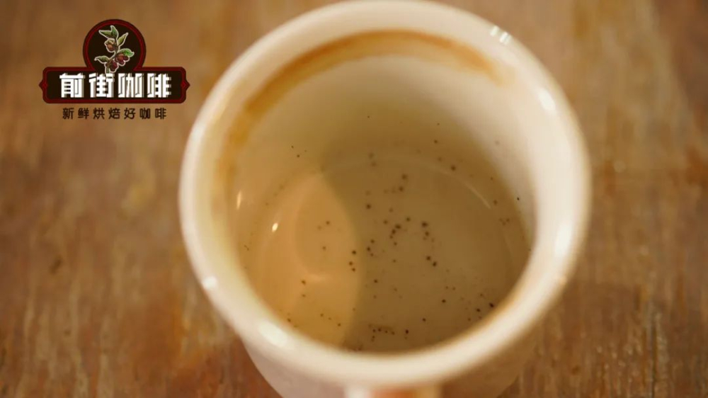 意式浓缩咖啡杯底为何出现细粉沉淀?解析成因与实用改善方案 意式浓缩咖啡杯底为何出现细粉沉淀?解析成因与实用改善方案