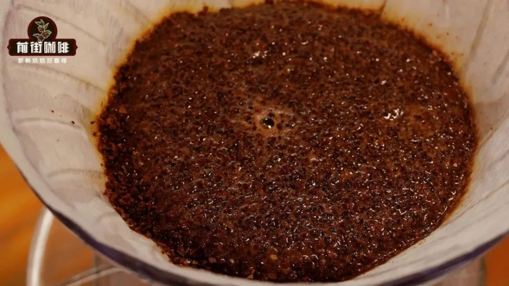手冲闷蒸时咖啡粉层鼓起后又塌陷,这正常吗?原因与调整方法解析 手冲闷蒸时咖啡粉层鼓起后又塌陷,这正常吗?原因与调整方法解析