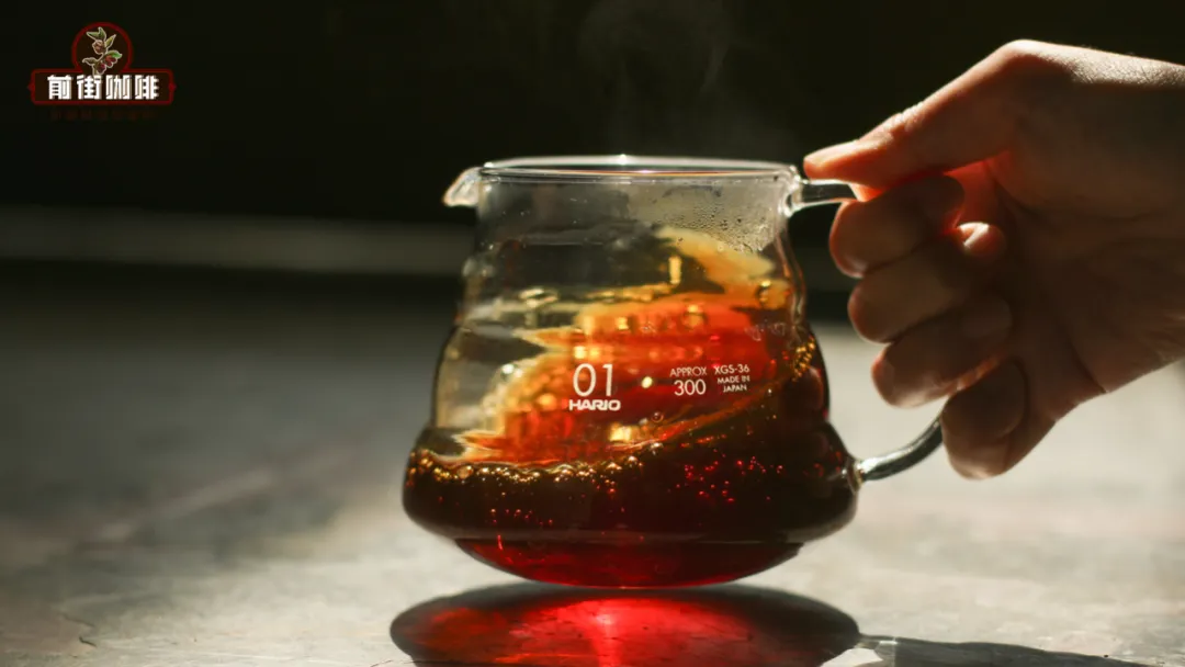 手冲咖啡完成后为何要摇晃分享壶?与葡萄酒醒酒原理有何不同,浓缩咖啡为何不适用 手冲咖啡完成后为何要摇晃分享壶?与葡萄酒醒酒原理有何不同,浓缩咖啡为何不适用