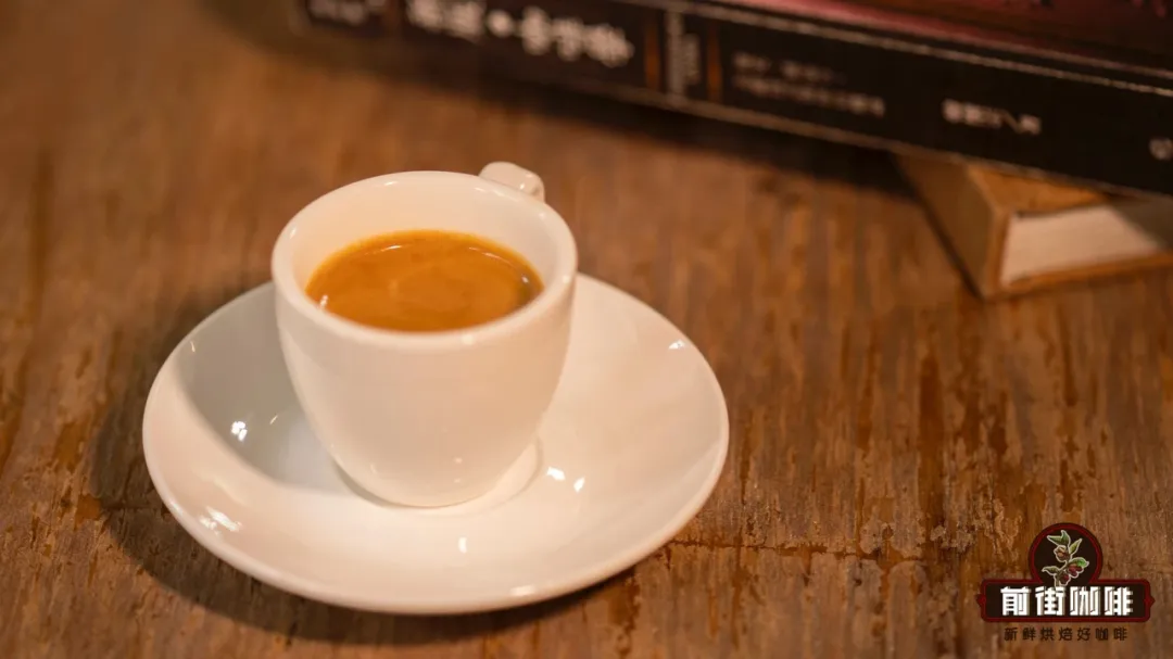 Lungo咖啡究竟是什么?从意大利语含义到与Espresso的萃取差异全解析 Lungo咖啡究竟是什么?从意大利语含义到与Espresso的萃取差异全解析