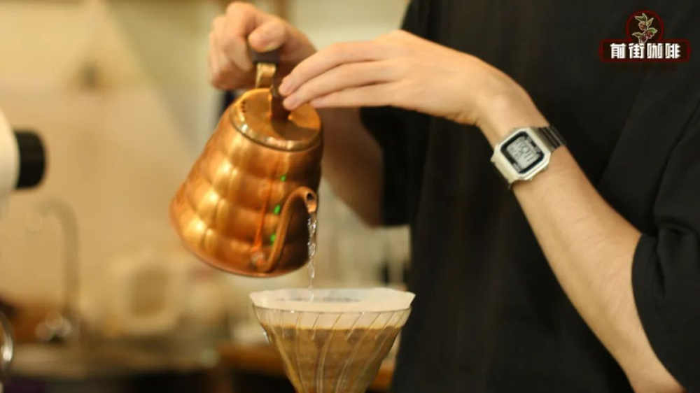 自学手冲咖啡易踩的五大认知误区:从冲煮逻辑到金杯萃取的全面解析 自学手冲咖啡易踩的五大认知误区:从冲煮逻辑到金杯萃取的全面解析