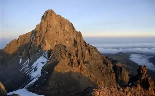 肯尼亚麒麟雅加咖啡产区:火山土壤孕育的紫色水果风味典范 肯尼亚麒麟雅加咖啡产区:火山土壤孕育的紫色水果风味典范