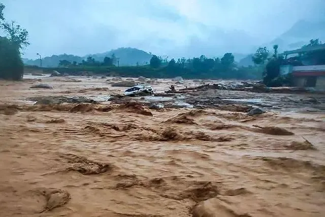 印度喀拉拉邦山体滑坡致358人遇难,咖啡主产区受灾或冲击新产季罗布斯塔供应 印度喀拉拉邦山体滑坡致358人遇难,咖啡主产区受灾或冲击新产季罗布斯塔供应