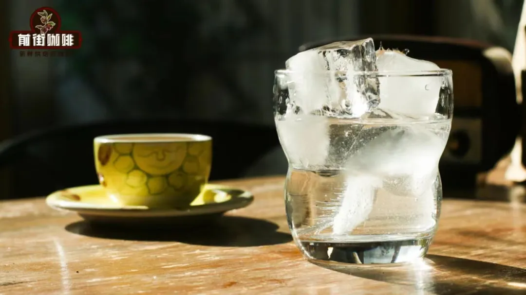 意式浓缩咖啡怎么喝才对?粉液比、Espresso由来与正确品鉴方式详解 意式浓缩咖啡怎么喝才对?粉液比、Espresso由来与正确品鉴方式详解