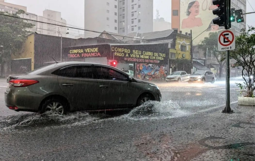 巴西南部暴雨重创圣保罗咖啡产区,开花季遭遇洪涝威胁新产季产量 巴西南部暴雨重创圣保罗咖啡产区,开花季遭遇洪涝威胁新产季产量