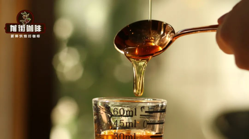 咖啡中加蜂蜜是否可行？详解蜂蜜搭配咖啡的健康功效与实用方法