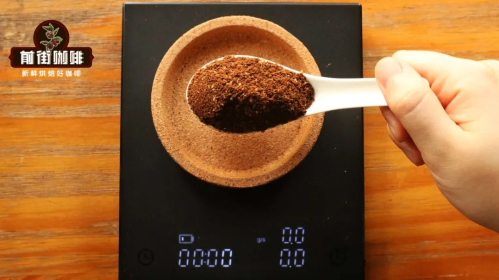 一勺咖啡粉究竟几克重？15克咖啡豆又能舀出多少勺？实用换算指南
