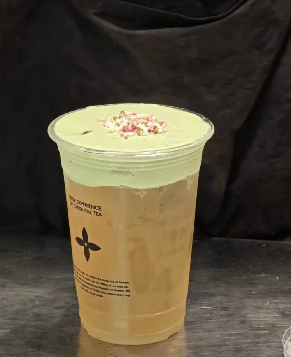 茉莉奶白开心果茉莉椰外卖奶盖沉底频发,品牌客服回应称未达出品标准 茉莉奶白开心果茉莉椰外卖奶盖沉底频发,品牌客服回应称未达出品标准