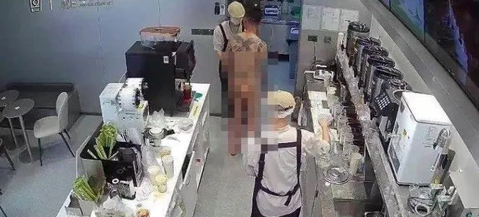 广东古茗门店突发持刀事件：四名员工沉着应对获公司嘉奖