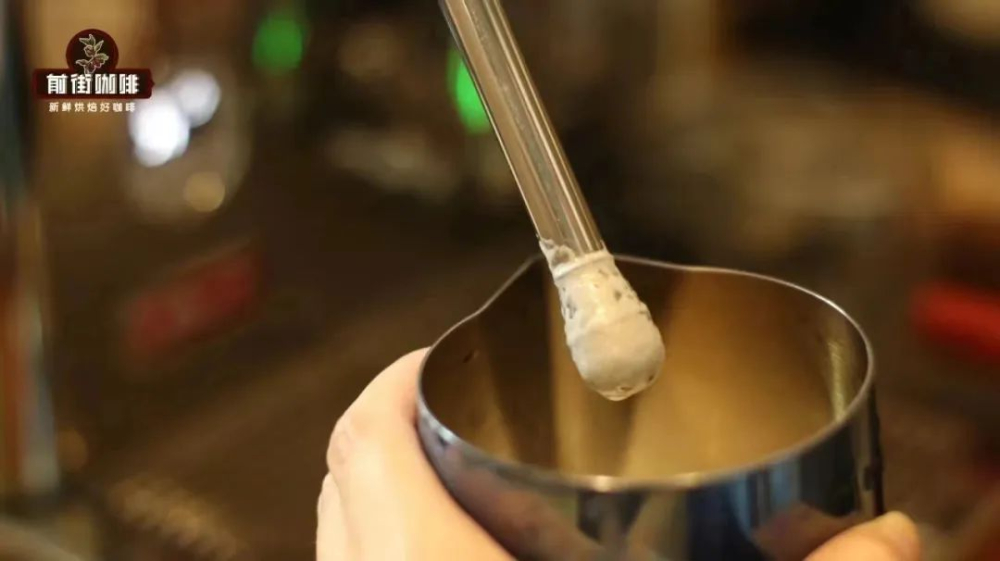 家用意式咖啡机维护指南:蒸汽棒、分水网与管道的日常及深度清洁方法 家用意式咖啡机维护指南:蒸汽棒、分水网与管道的日常及深度清洁方法