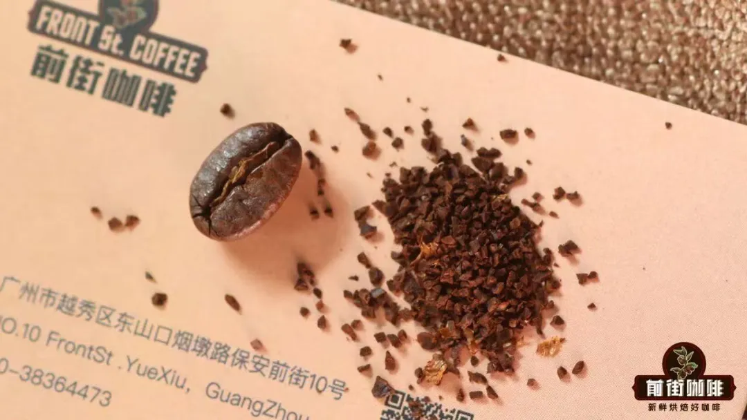 手冲咖啡粉床拍平有讲究:巴西果效应如何导致闷蒸不均与过度萃取 手冲咖啡粉床拍平有讲究:巴西果效应如何导致闷蒸不均与过度萃取
