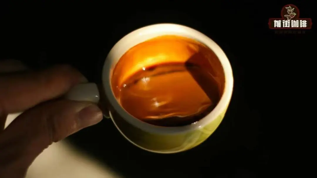 浓缩咖啡的风味从何而来?意式豆怎样选?五个技巧教你品饮Espresso 浓缩咖啡的风味从何而来?意式豆怎样选?五个技巧教你品饮Espresso