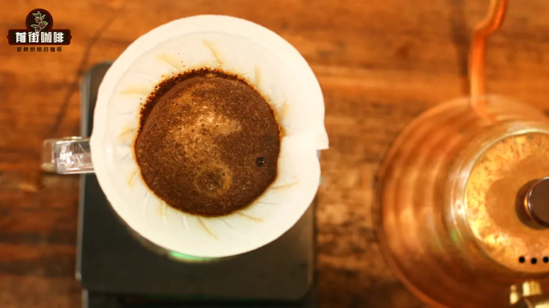 意式拼配豆能否用于手冲与冷萃?深烘咖啡的研磨度与水温参数解析 意式拼配豆能否用于手冲与冷萃?深烘咖啡的研磨度与水温参数解析