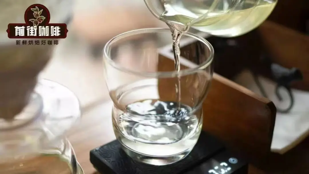 意式特调奶洗拿铁制作指南：材料配比、步骤详解与实用配方