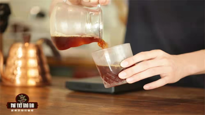 美式、Long Black、Lungo与Espresso：四种意式黑咖啡的做法、比例与风味差异解析