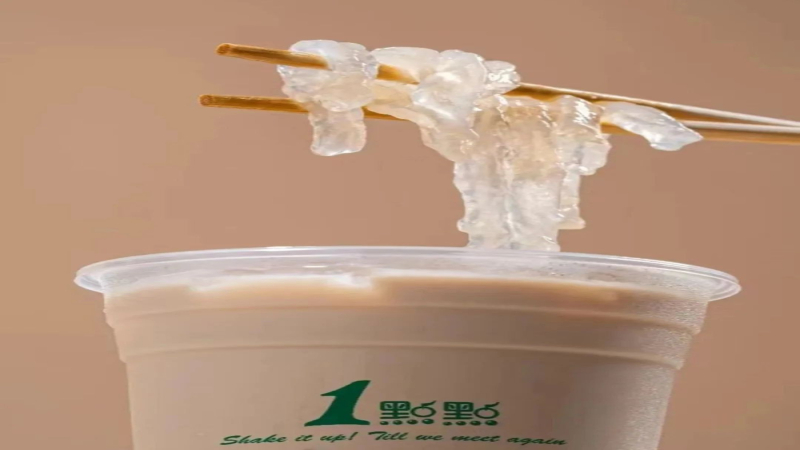 喜茶黑糖啵啵换种喝法：两元小料加鲜奶，自制迷你珍珠牛乳值不值？