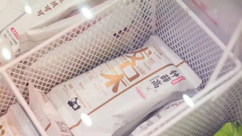 咖啡店争相与钟薛高联名：流量狂欢背后的专业冷思考