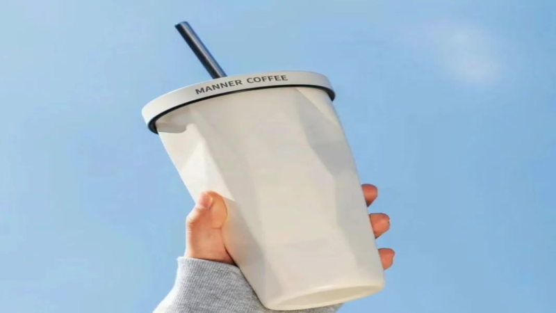Manner不锈钢吸管杯新增银色款，上线不足半天遭集体吐槽杯盖掉漆
