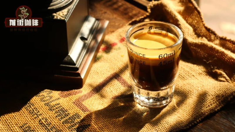决定Espresso油脂厚薄的关键因素：从咖啡豆二氧化碳含量到罗布斯塔拼配