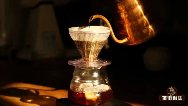 手冲冰咖啡怎么冲？新手也能快速掌握的比例与完整步骤分享
