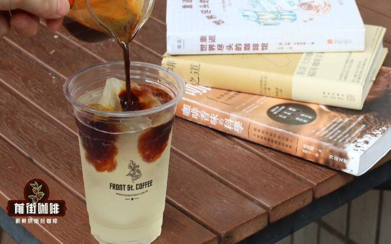 挪牛奶时犹豫：冷萃配明早早餐还是今晚甜点