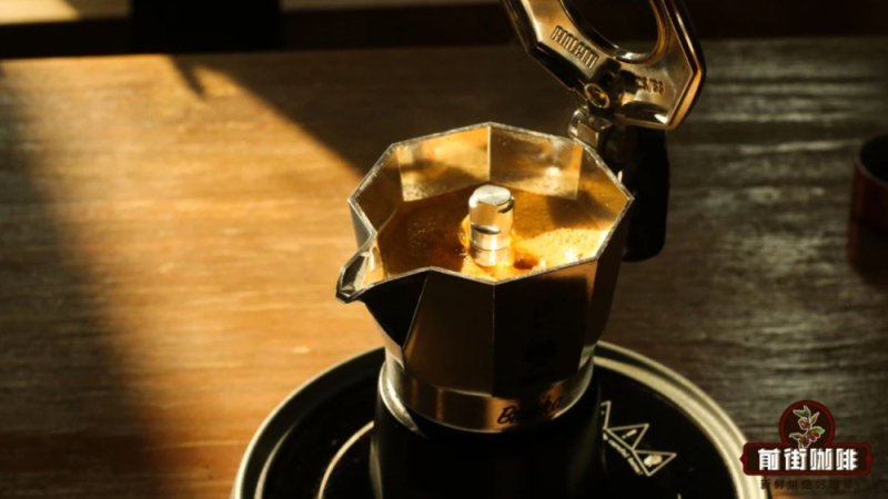 摩卡壶煮咖啡全攻略：选豆思路、水粉配比与操作流程详解