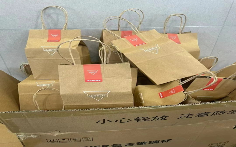 Manner复古玻璃杯赠品遇冷，买赠模式为何不再让消费者心动