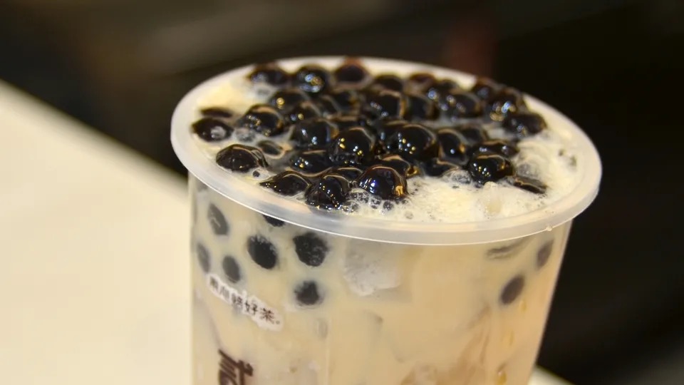 木薯原料成本攀升背后:中国乙醇产业如何间接牵动珍珠奶茶供应链 木薯原料成本攀升背后:中国乙醇产业如何间接牵动珍珠奶茶供应链