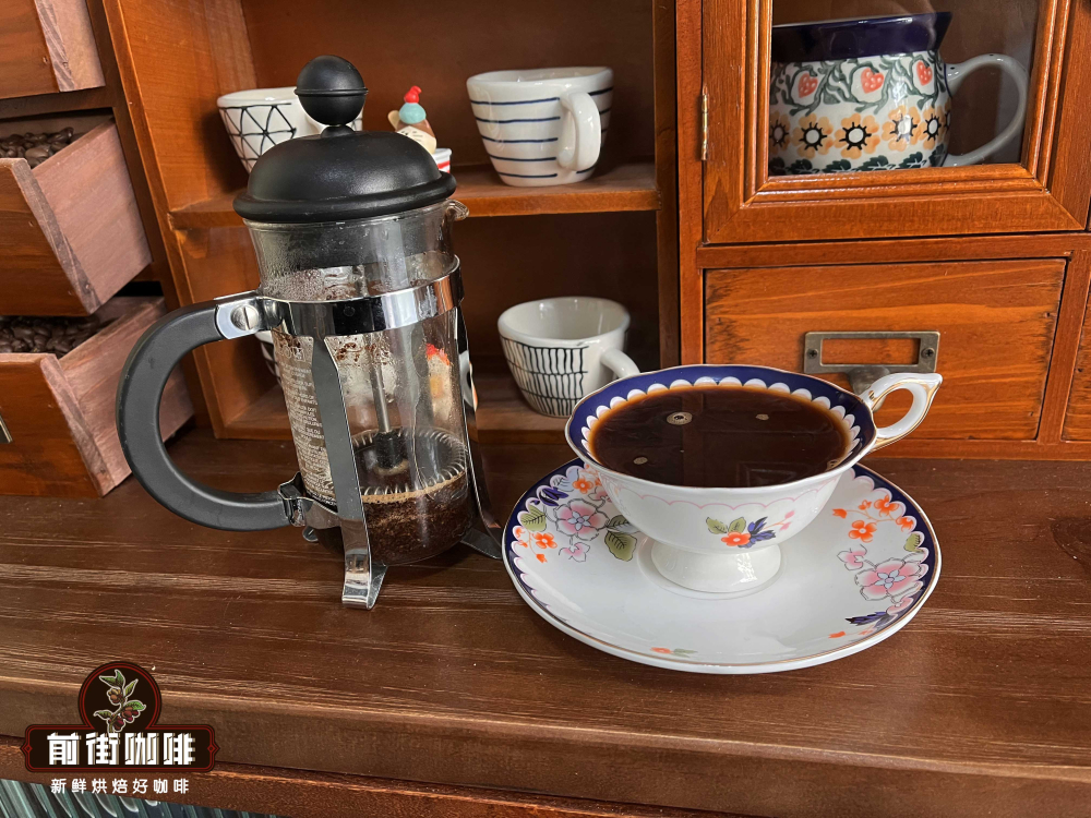 法压壶咖啡怎么泡?详解水粉比、研磨粗细与六步操作流程 法压壶咖啡怎么泡?详解水粉比、研磨粗细与六步操作流程