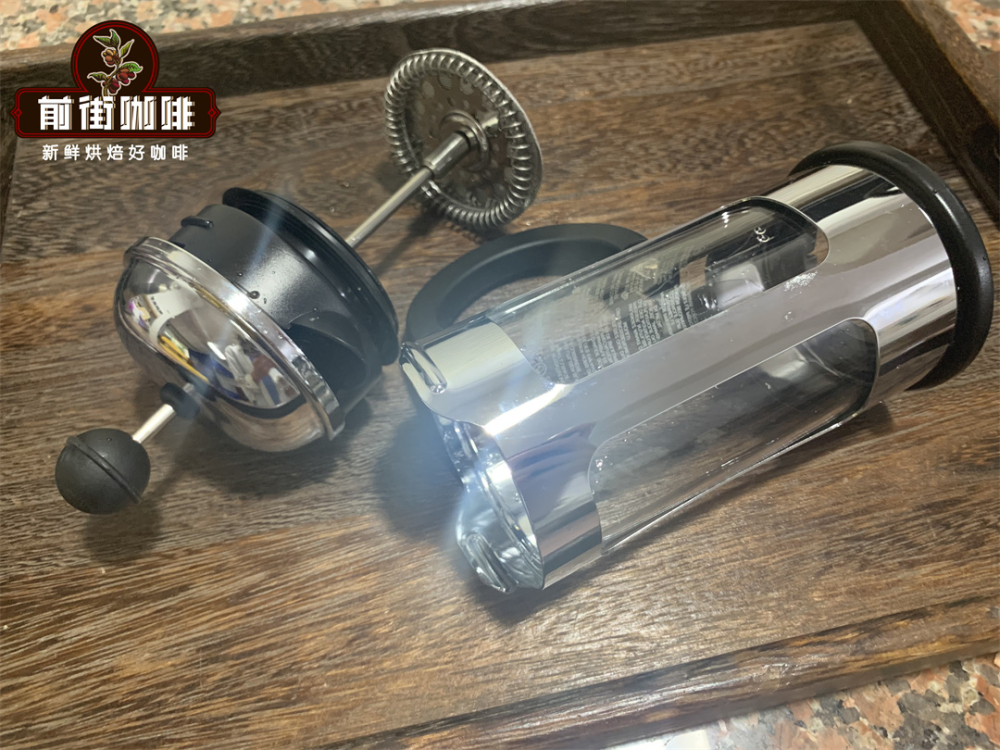 法压壶冲煮中深烘焙咖啡豆的风味表现与操作细节解析