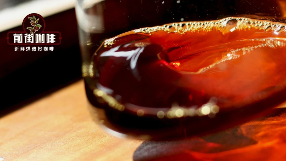 手冲咖啡一人份粉水比例解析:15克粉配225毫升水与三段式萃取实操技巧 手冲咖啡一人份粉水比例解析:15克粉配225毫升水与三段式萃取实操技巧