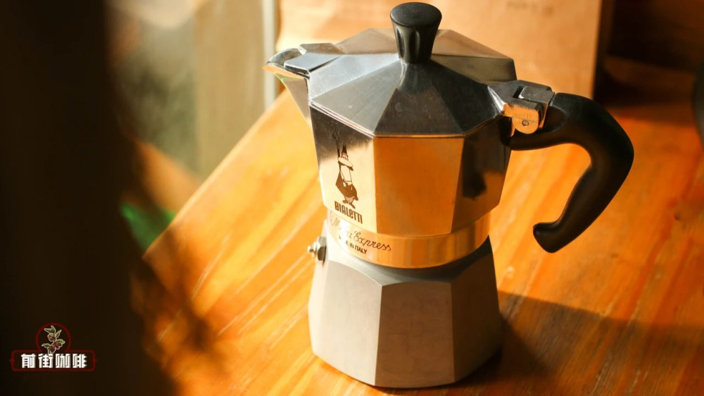 浓缩咖啡Espresso全解析：从意式咖啡机起源到萃取标准与品饮方式