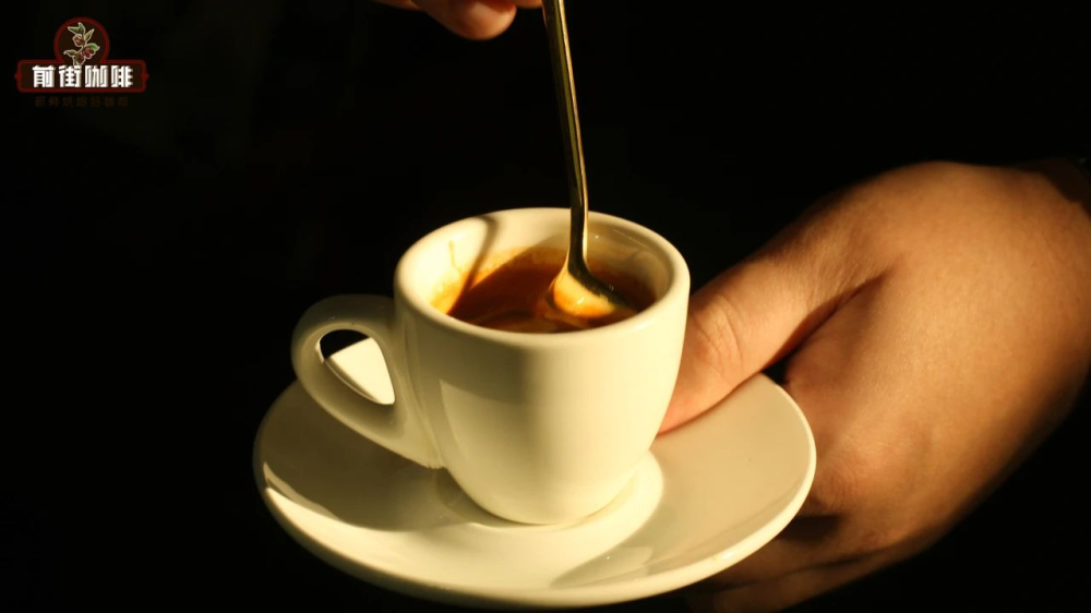 意式浓缩Espresso深度解读:定义、油脂特征、制作流程与风味表现 意式浓缩Espresso深度解读:定义、油脂特征、制作流程与风味表现