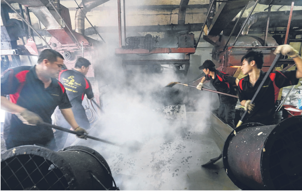 马来西亚白咖啡与黑咖啡有何不同?白咖啡风味、做法及澳白关联全解析 马来西亚白咖啡与黑咖啡有何不同?白咖啡风味、做法及澳白关联全解析